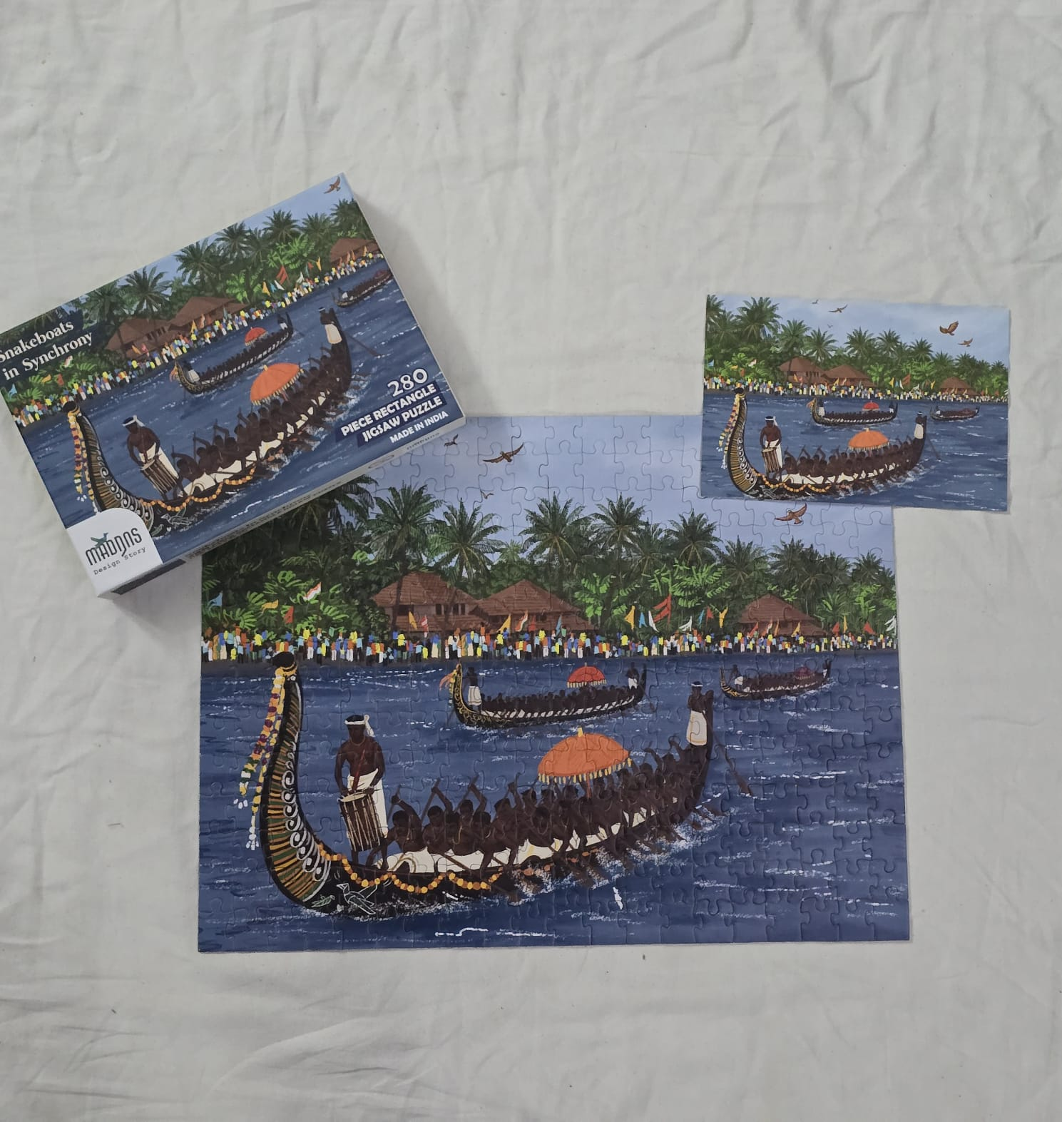 Snakeboats in Synchrony