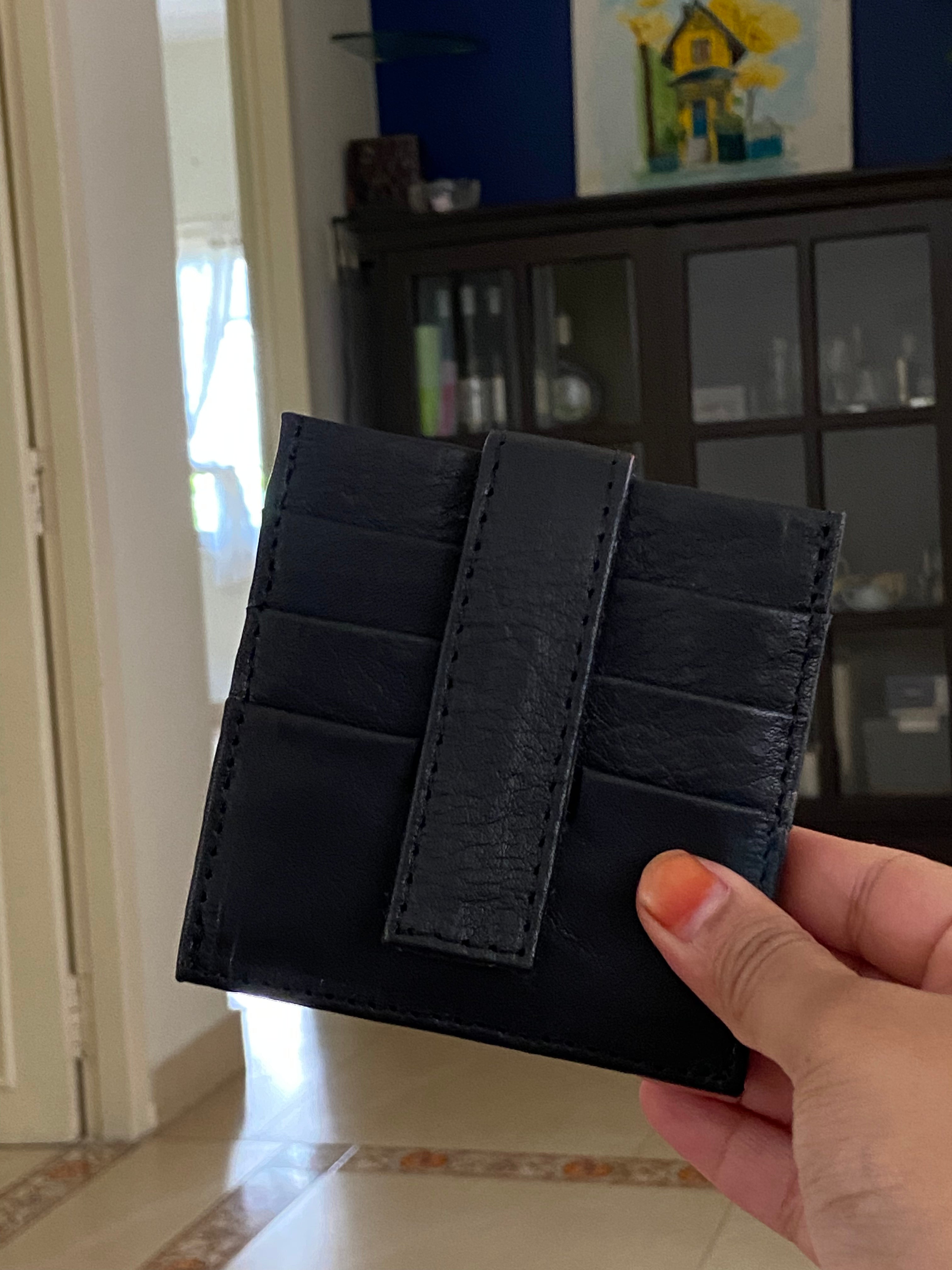 Flapped Card wallet
