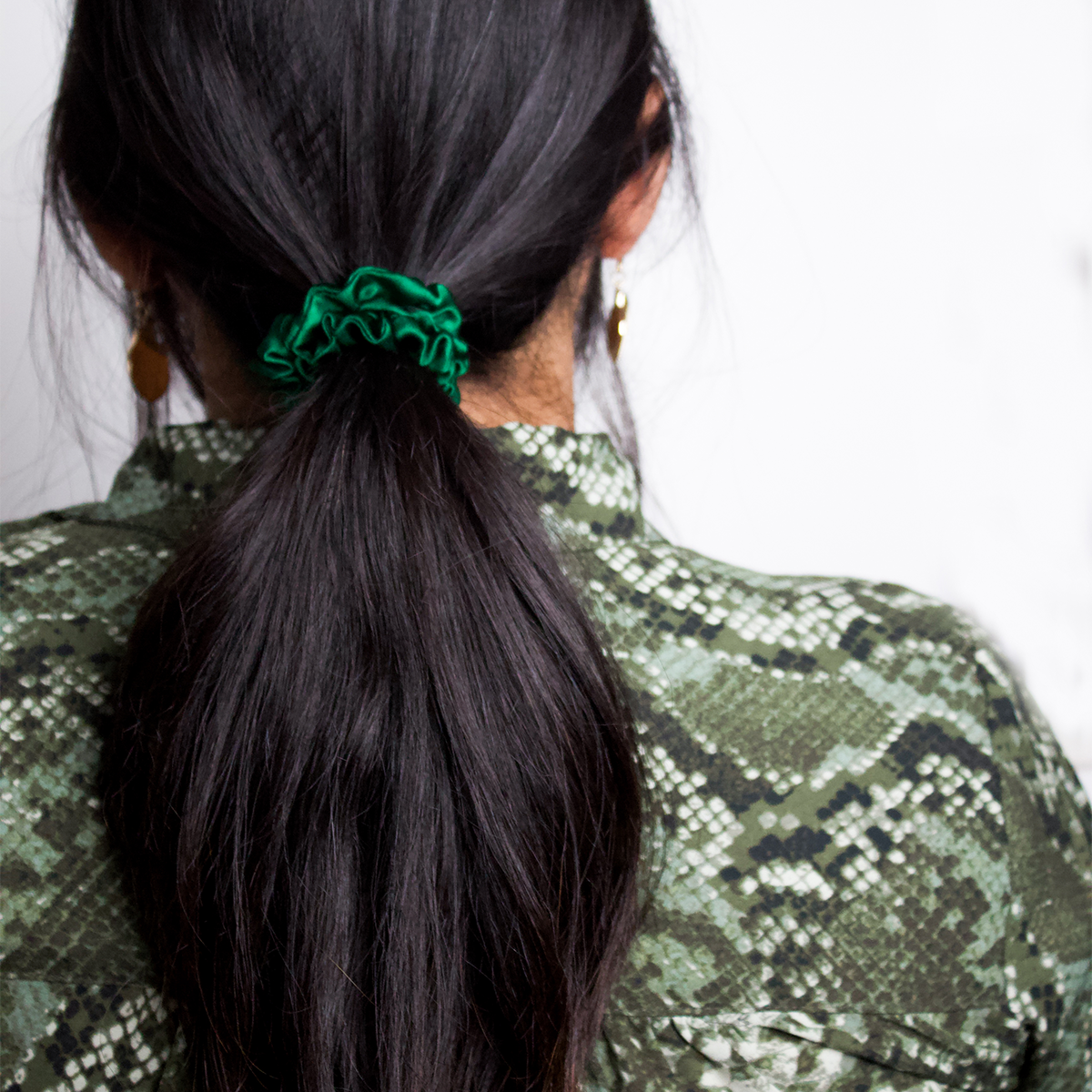Classic scrunchie- seaweed