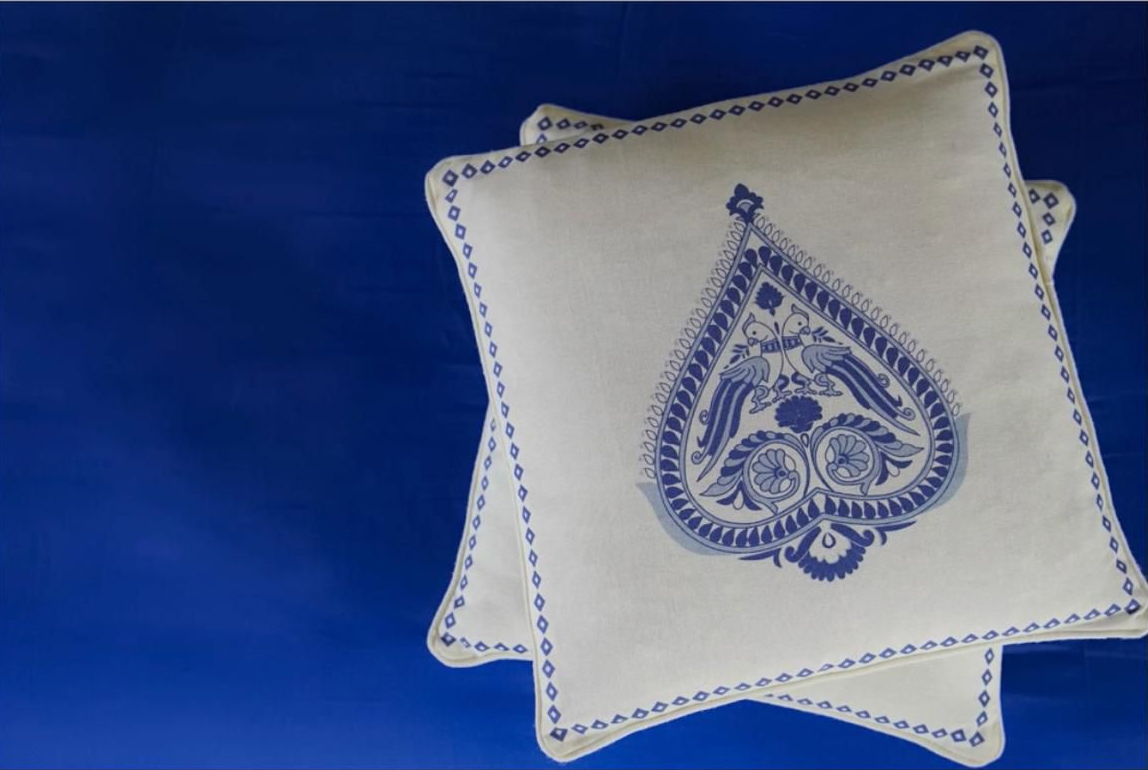 Rettai Kili Cushion Cover