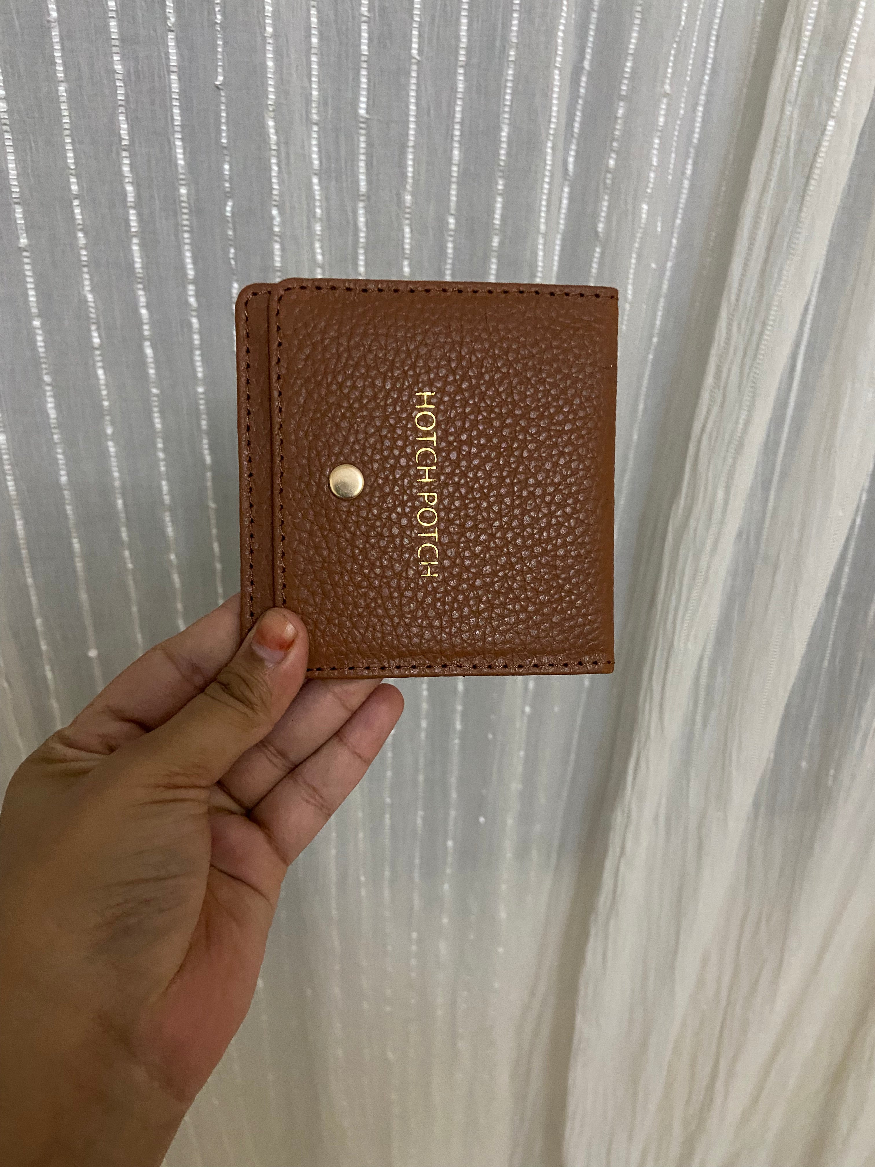 Slim everyday wallet