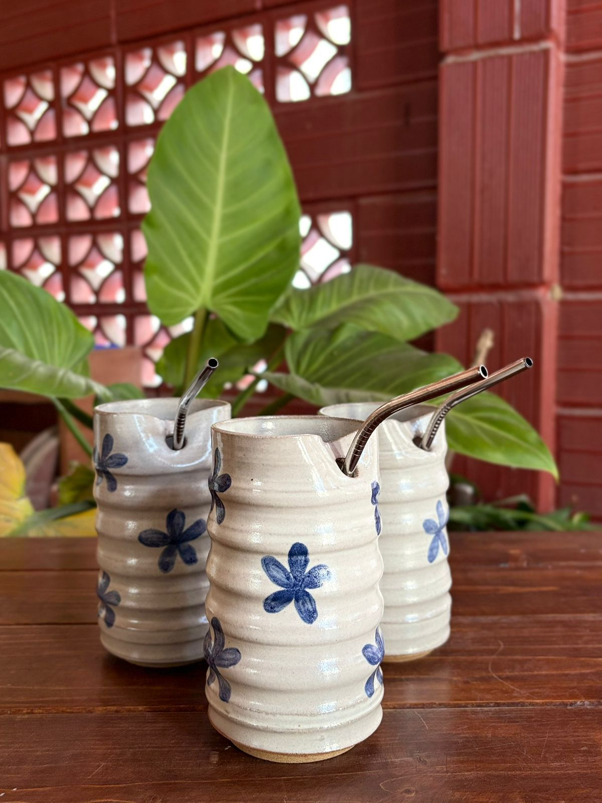 Flower juice tumbler